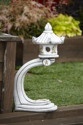 Cantilever lantern stone - cantilever,
