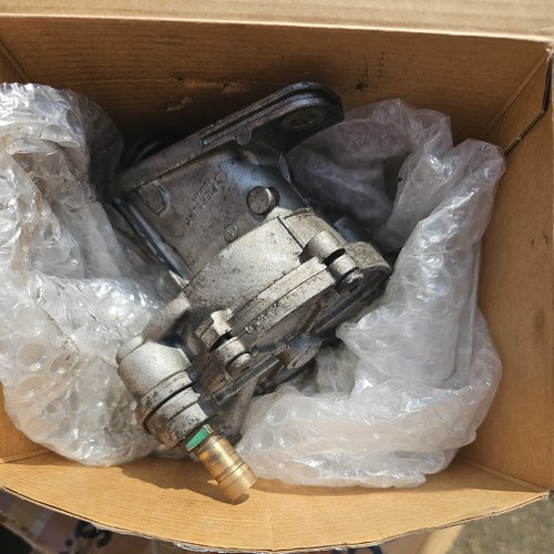 Pierburg vacuum pump - vacuum, t4