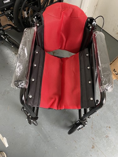 Lightweight folding wheelchair - folding,