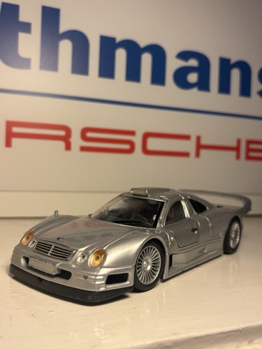 Maisto mercedes benz - maisto, clk