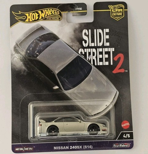 Hot wheels premium nissan - wheels,