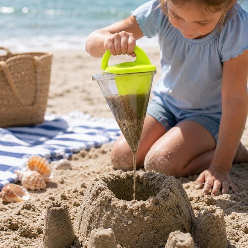 Spilling sand funnel beach toy - sand,