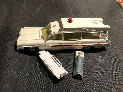Dinky toys 263 superior - dinky,