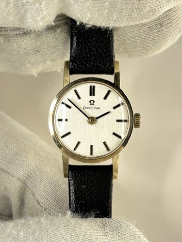 Omega 9ct gold ladies vintage - gold,