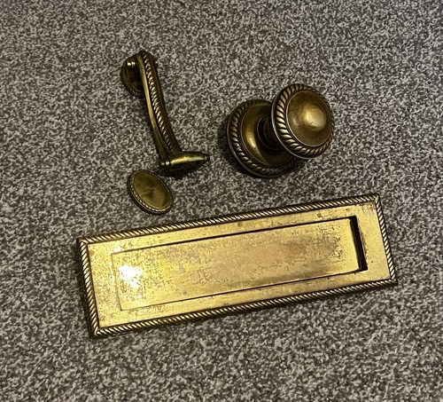 Vintage brass knobs handles - brass,