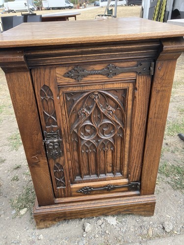 Gothic carved oak cupboard - oak,
