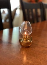 BRASS OIL LAMP KEROSENE LIGHT