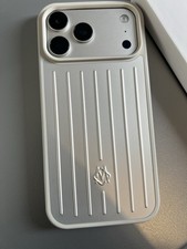Rimowa iPhone 17 Promax