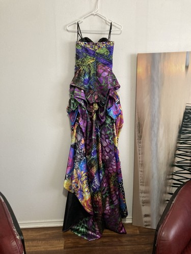 New jovani high low - $500, multi