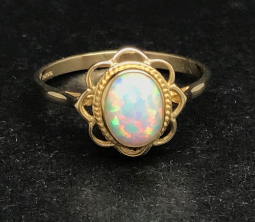 Cultured opal ring 9ct gold - ring,