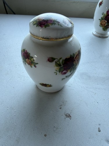 Royal albert old - royal,