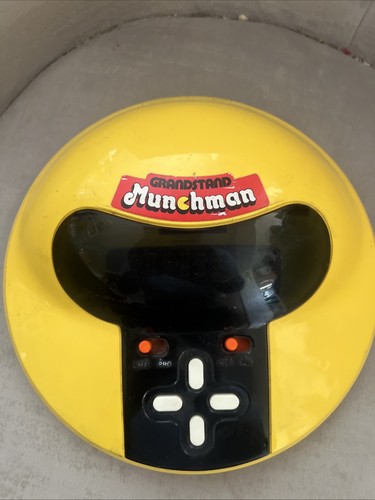 Grandstand munchman handheld - munchman,