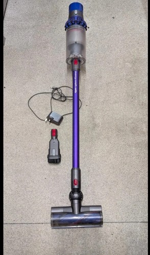 Dyson v10 vacuum - dyson, cleaner