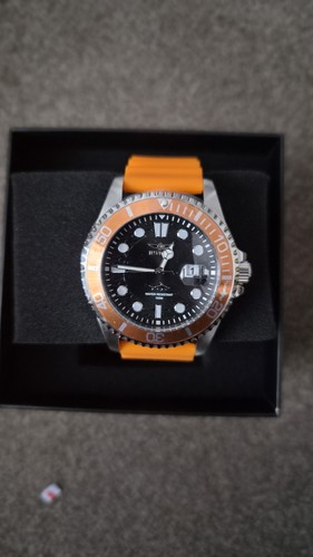 Invicta pro diver shark s - diver,