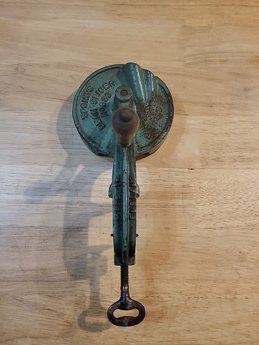 Vintage spong bean slicer - bean,