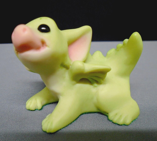 Pocket dragons mischief - ,