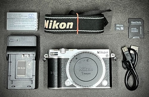 Boxed nikon camera silver - 1,