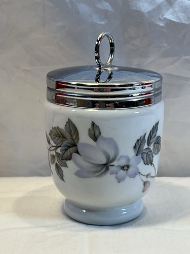 Royal worcester porcelain king - royal,