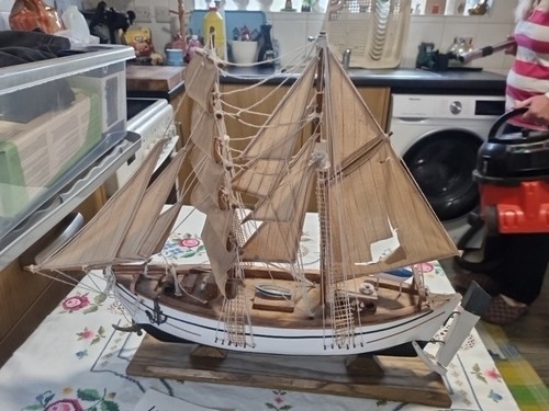 Vintage model ship wooden - vintage,