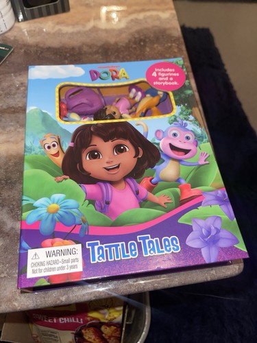 Dora the explorer - dora, tattle