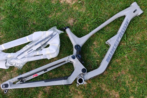 Nukeproof dissent downhill mtb - downhill,
