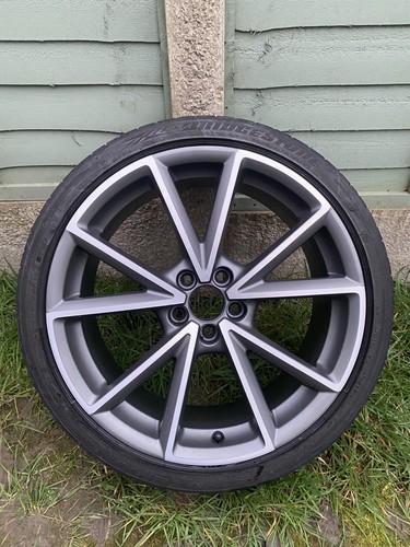 Genuine audi line - s,