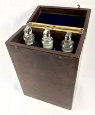 Stunning Antique Travelling Campaign Tantalus With 3 Bottles In Mahogany Box