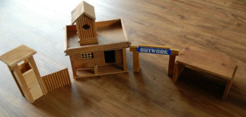 Swoppets western building fort - swoppets,