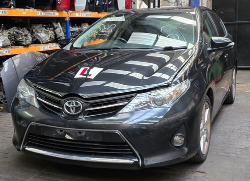 Toyota auris petrol - auris, 1.6