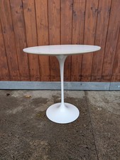 Eero Saarinen Coffee Table