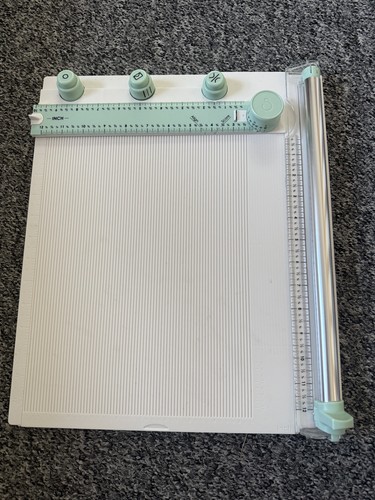 Sizzix scoring board and paper - scoring,