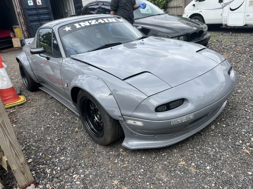 Breaking mazda mx5 - mazda,