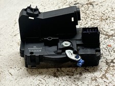 2004 VAUXHALL VIVARO FRONT LEFT DOOR LOCK  91166228 / 8200008247