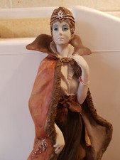 Leonardo Collection Lady