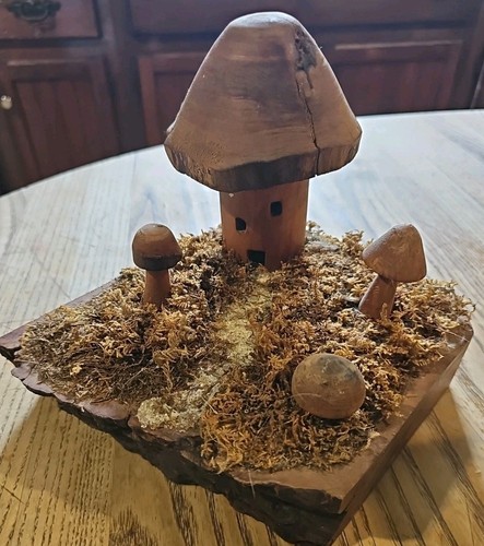 Wooden mushroom utopia fairy - wooden,