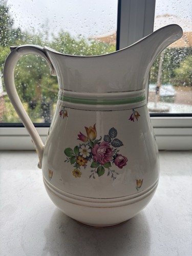 Queen anne falcon ware - queen, jug