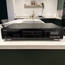 TEAC CD-P1260 HiFi Separate CD