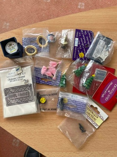 12th scale dolls house - scale,