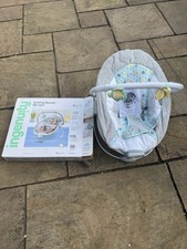 Baby Bouncer with Vibrating