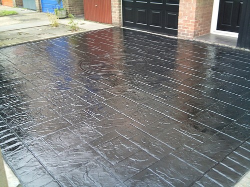 Imprinted concrete coloured