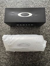 BNIB GENUINE SEALED OAKLEY Large Metal Vault Glasses/Sunglasses Case - Metal