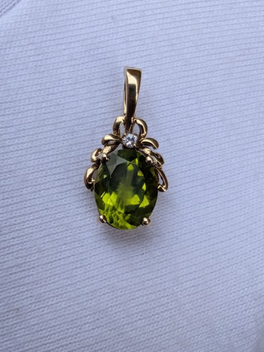 9ct yellow gold large - large, peridot