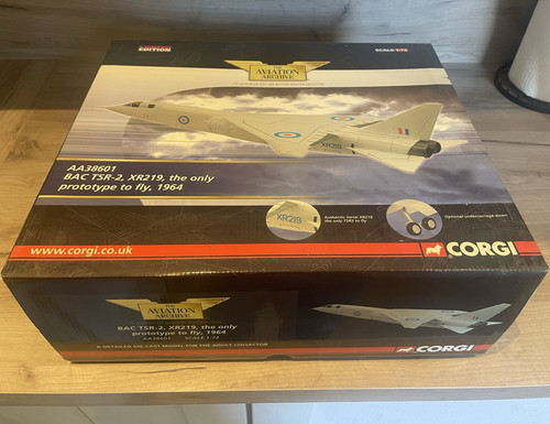Corgi aviation archive aa38601 - archive,