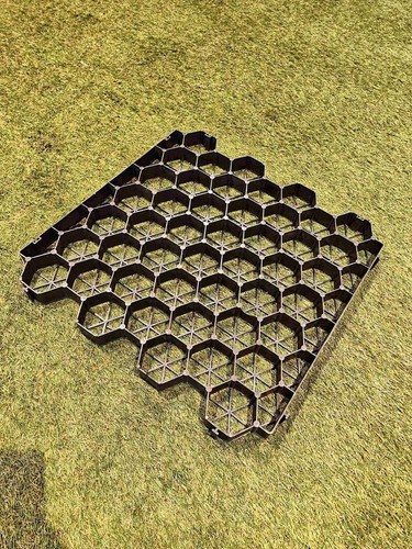 Interlocking gravel grid - interlocking,