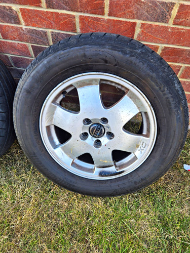 Volvo xc70 alloy wheels set - volvo, wheels-set