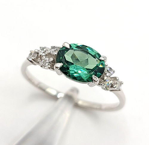 Cushion emerald ring - ring, sterling