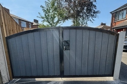 Heavy duty arched drive gate - heavy,