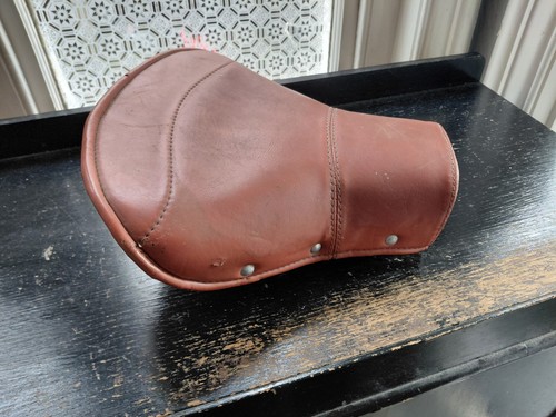 Old vespa scooter - vespa, seat