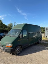 Renault Master 3.5T Horsebox Side Ramp Twin Stall