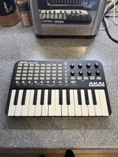 Akai APC KEY 25 USB Midi Controller with Cable sound board keyboard 